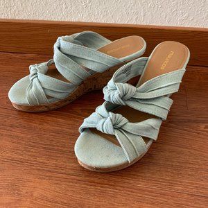 Maurices June Sweetheart Lightwash Denim Knot Wedges, size 10